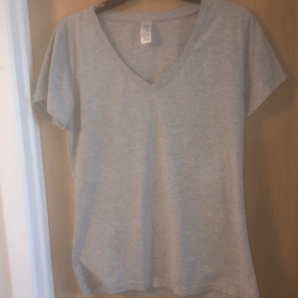 Gray VNeck 252
